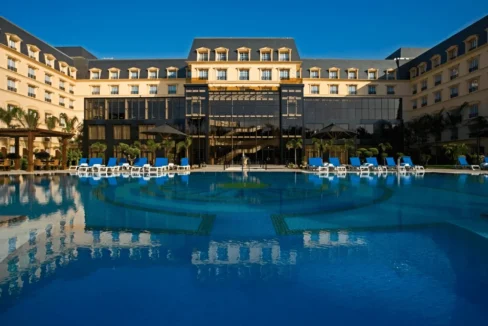 فندق رنيسانس كايرو ميراج سيتي